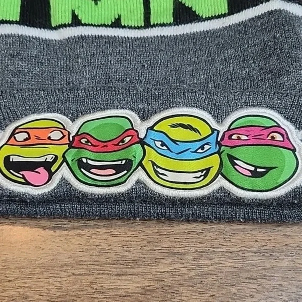 Boys Nickelodeon Teenage Mutant‎ Ninja Turtle Beanie W/ Pom Pom, Grey